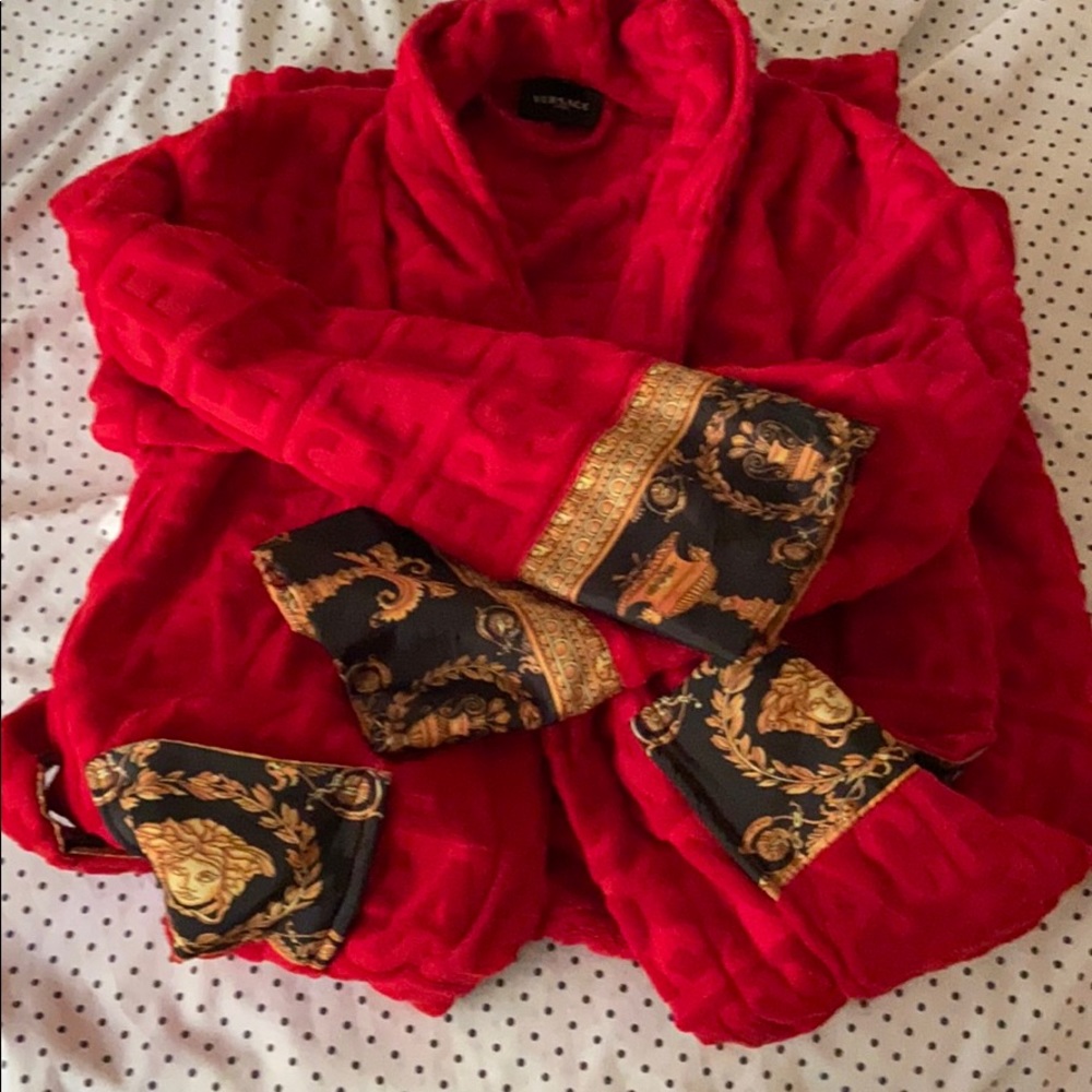 Bathrobe